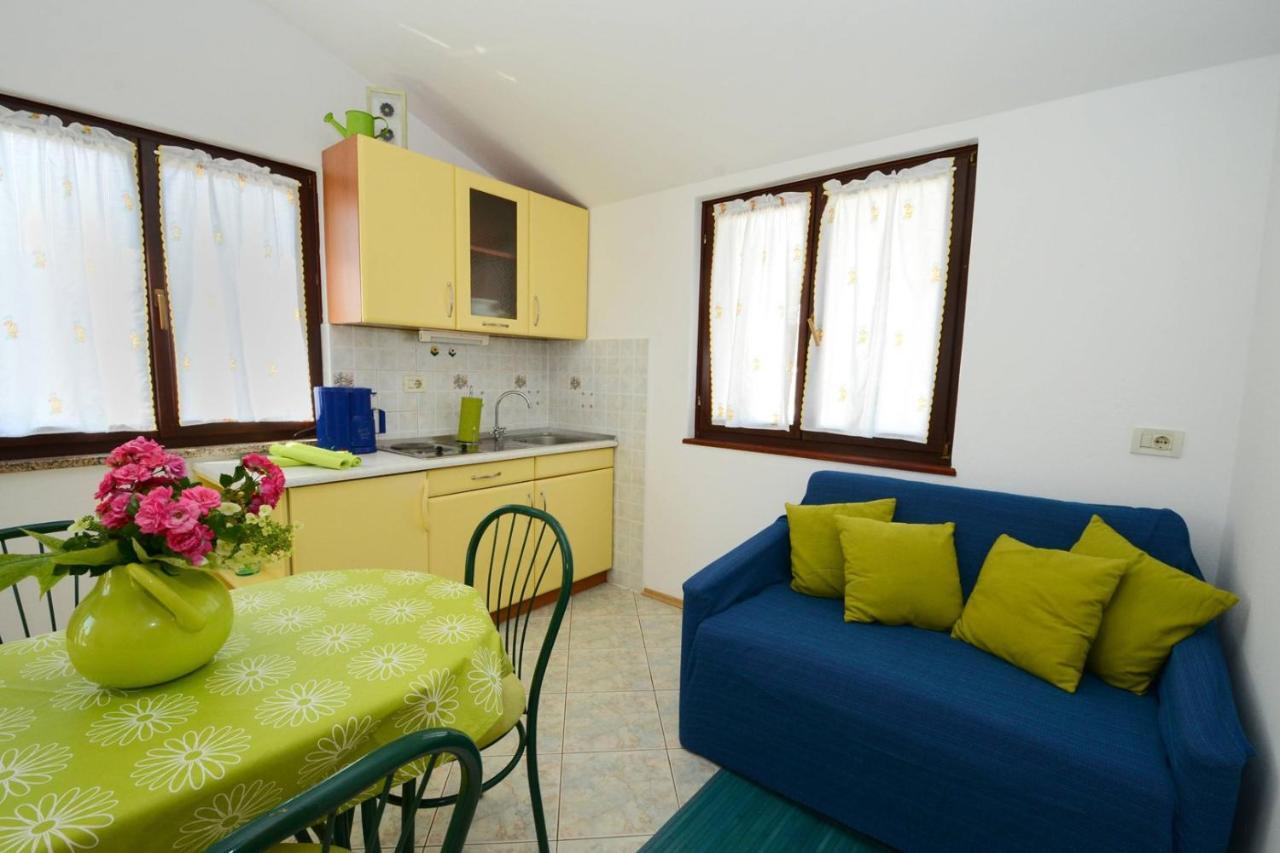 Apartments Kadum Porec Center Near The Beach Екстер'єр фото